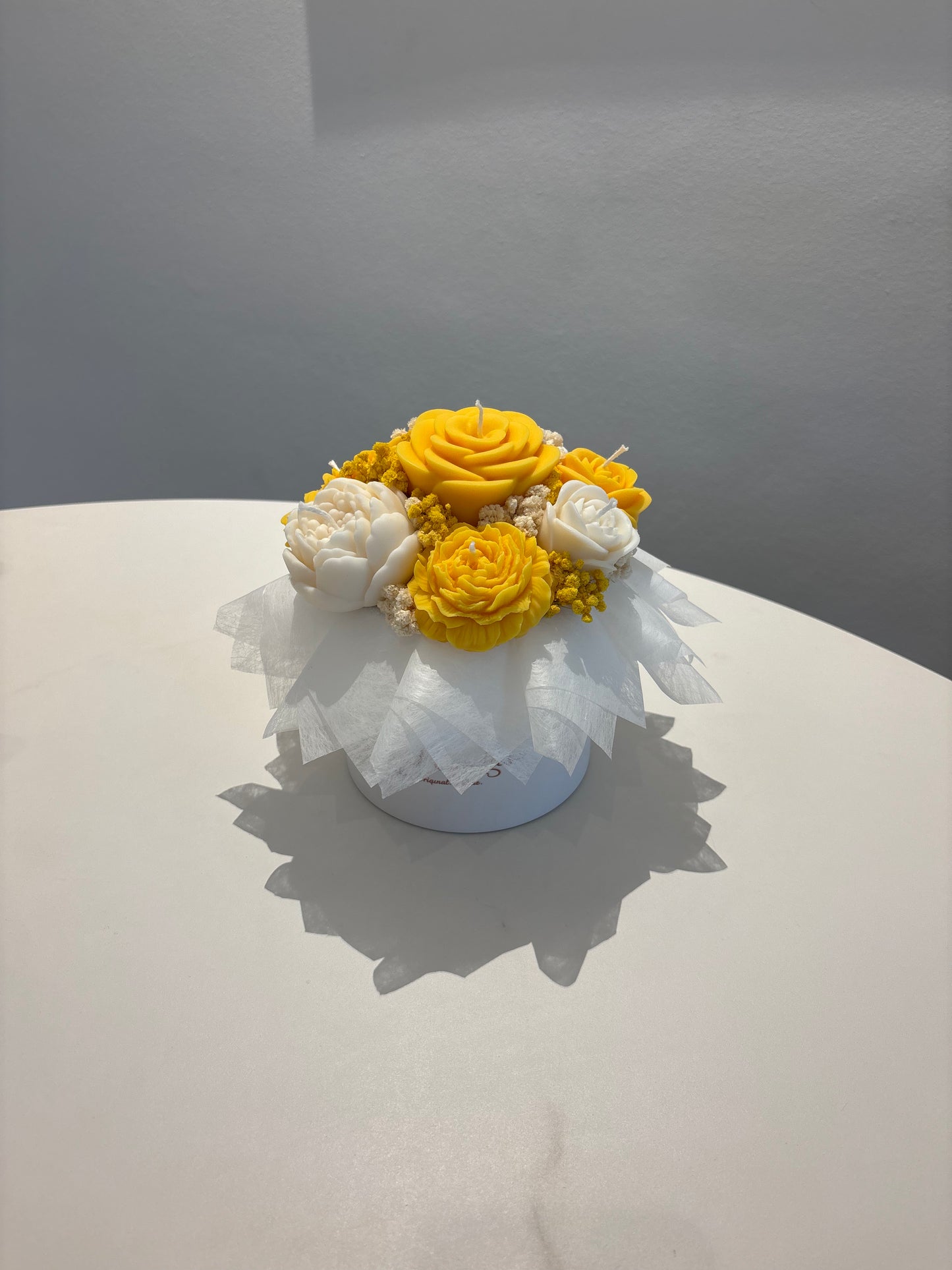 Kerzenblumen-Mix in gelb/weiß