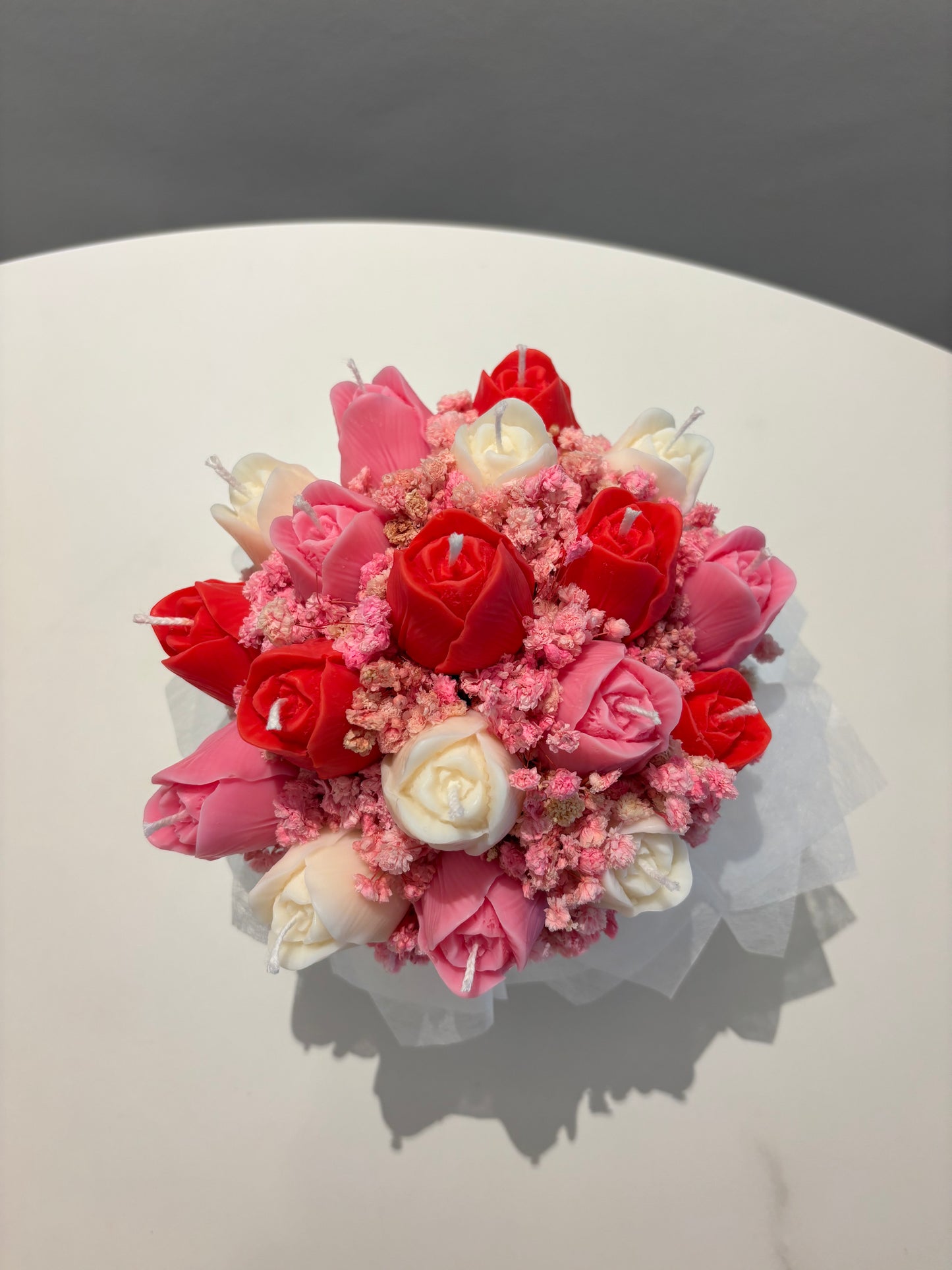 Kerzen-Tulpenstrauß in rot/weiß/rosa
