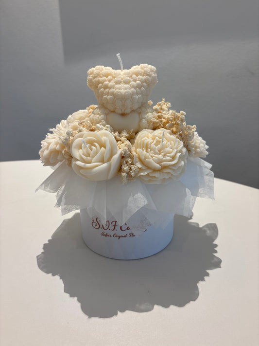 Teddy Kerzenblumenstrauß in weiß