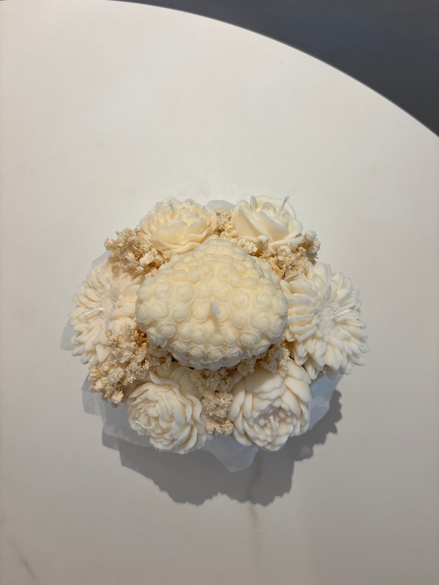 Teddy Kerzenblumenstrauß in weiß