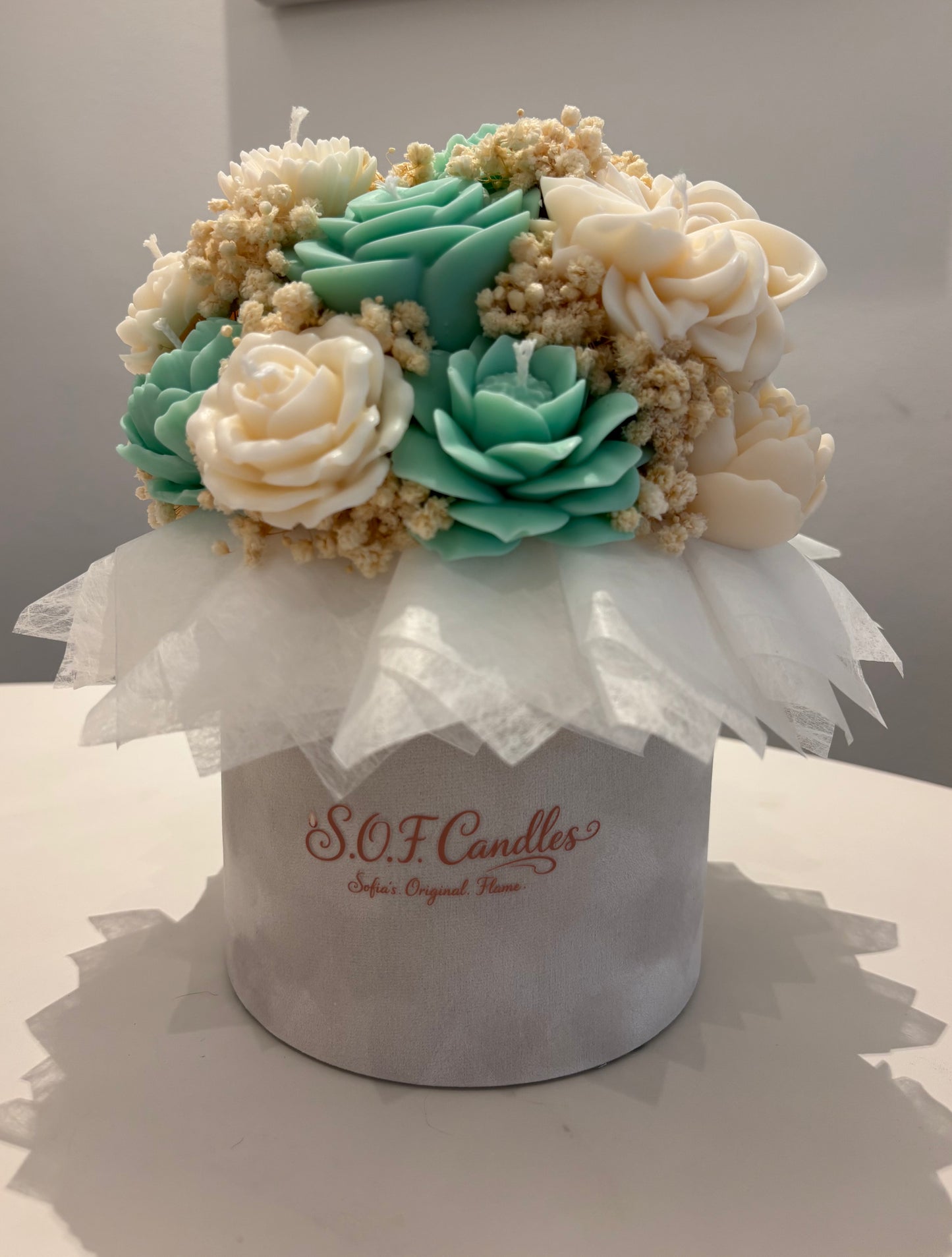 Kerzen-Blumenstrauß in Samtbox mint-aqua/weiß