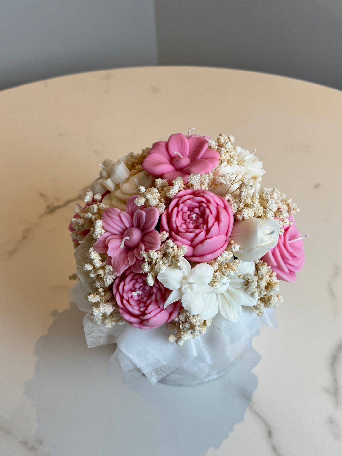 Kerzen-Blumenstrauß in Samtbox rosa/weiß